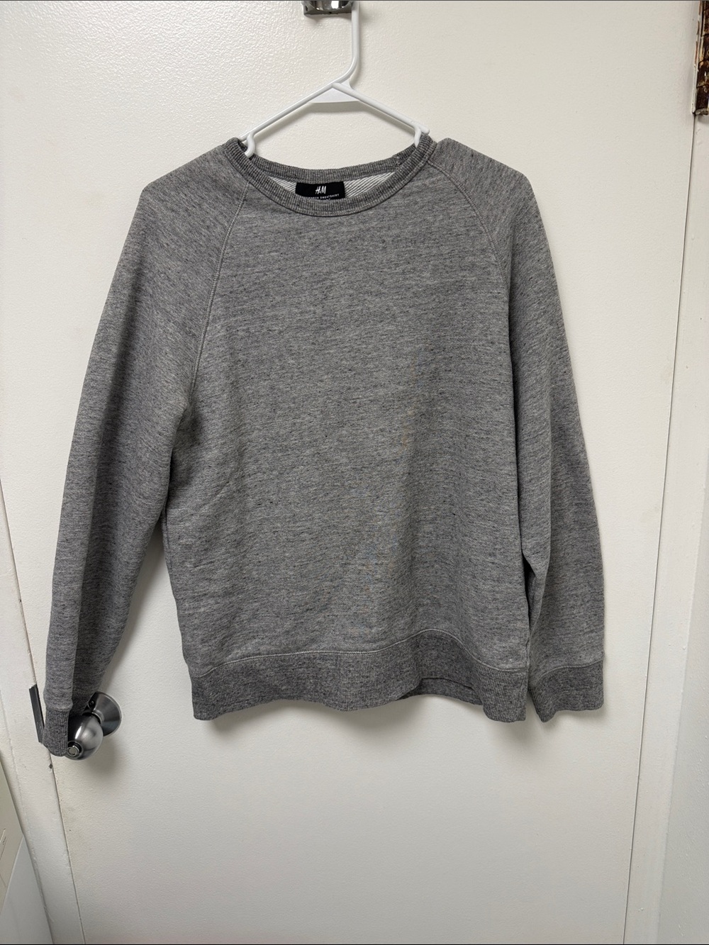 H&M Men's Gray Crewneck Sweatshirt